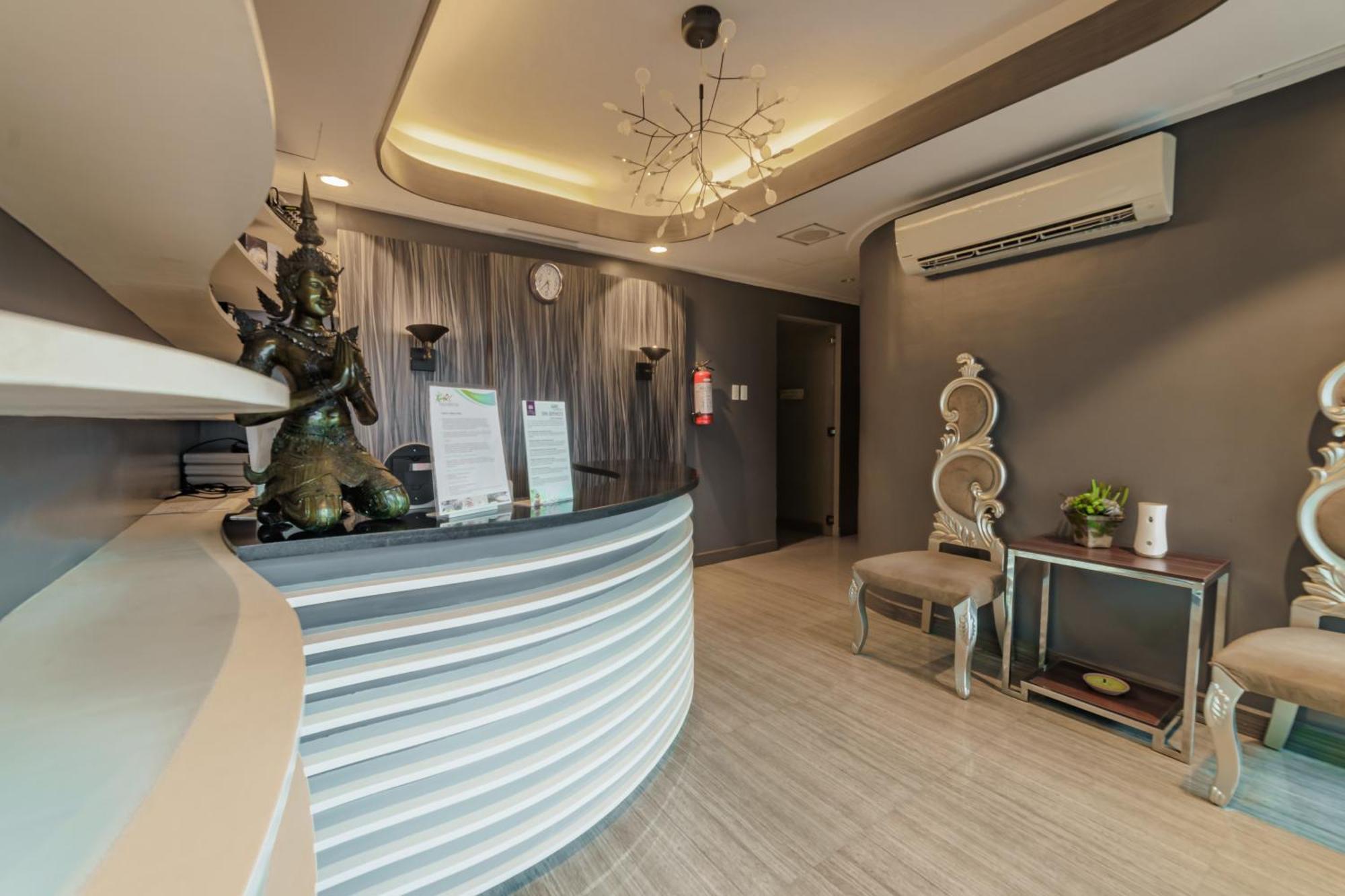 Villa Caceres Hotel Нага Екстериор снимка
